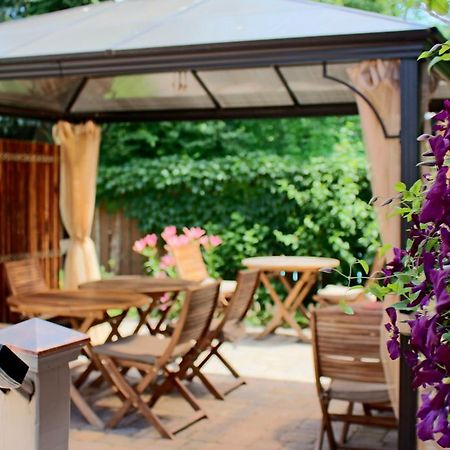 Globetrotters B&B Niagara-on-the-Lake Buitenkant foto