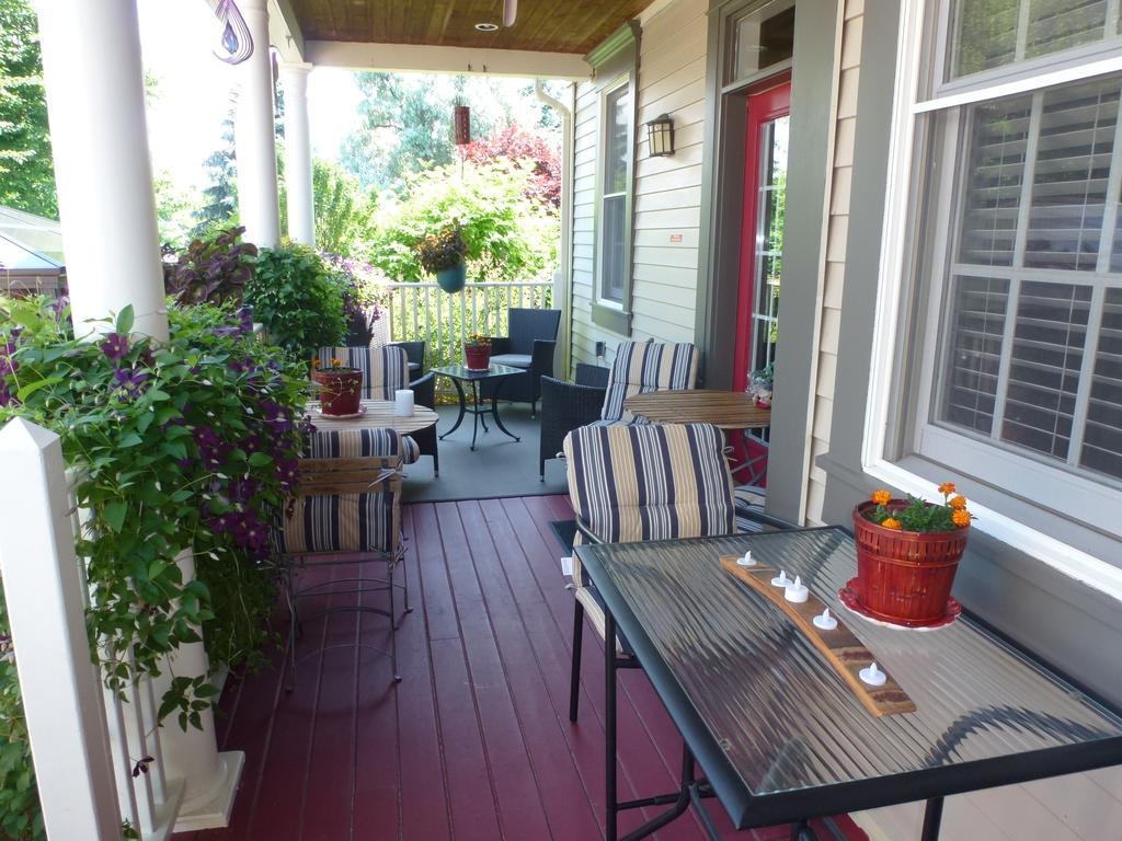 Globetrotters B&B Niagara-on-the-Lake Buitenkant foto